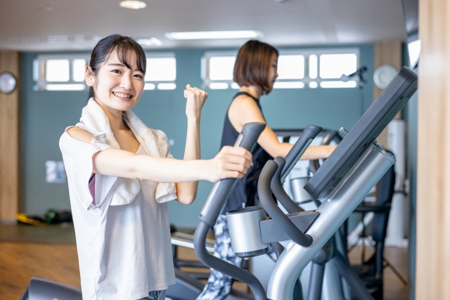 有酸素運動をする女性